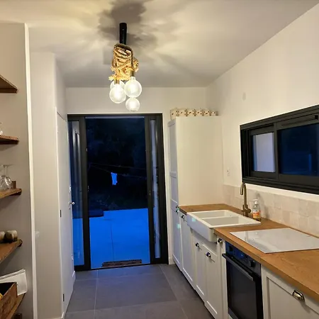 Vue Sur La Presqu'ile De Giens Hyères